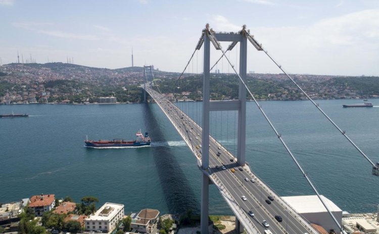 Ulaştırma Bakanlığının gündeminde: 15 Temmuz Köprüsü yayalara mı açılacak?