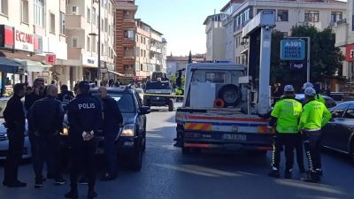 İstanbul’da polise çekiçli saldırı: 1’i polis 3 yaralı!