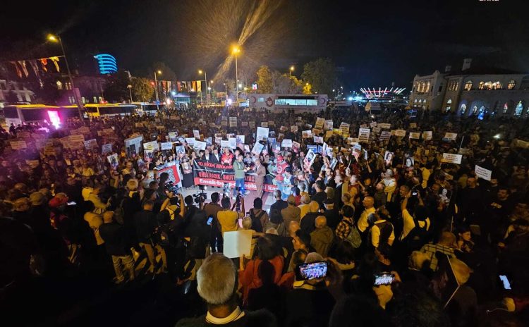 10 Ekim Gar katliamında can verenler Kadıköy’de anıldı: ”Katliamın ardından bugüne kadar hiçbir sorumlu mahkemelerde hesap vermedi, tek bir kişi bile istifa etmedi”