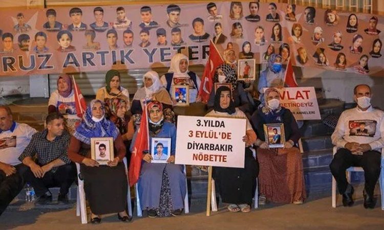 Diyarbakır anneleri dağıtıldı mı? İletişim Başkanlığı’ndan açıklama…