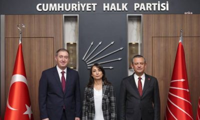 Özgür Özel ile bir araya gelen DEM Parti Eş Genel Başkanı Tuncer Bakırhan: CHP, Kürt meselesinin çözümünde çok önemli bir rol oynayabilir