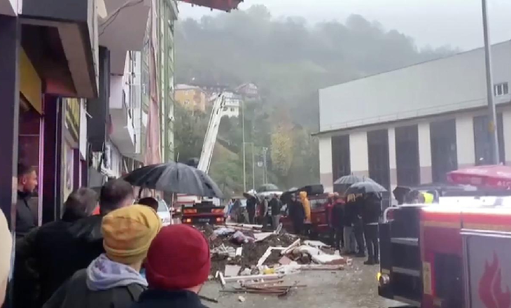 Rize’de Depremden Sonra Şimdi de Heyelan: Ölü ve Yaralılar Var! Risk Devam Ediyor