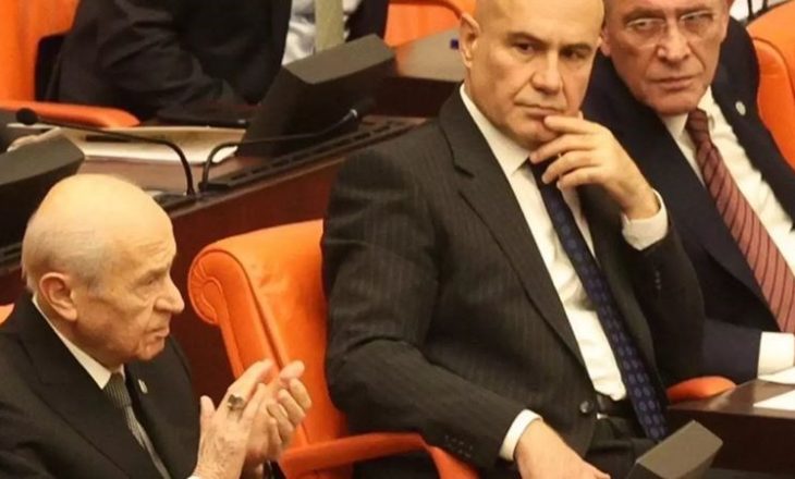 Dervişoğlu, o fotoğraf için konuştu: Bahçeli’nin alkışlayacağı biliniyordu, onun ne olduğunu iyi biliyoruz